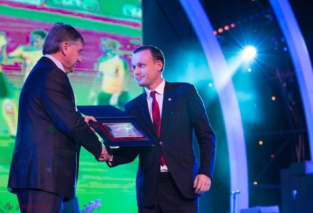 FOTO, VIDEO // FMF a desemnat laureații din 2013