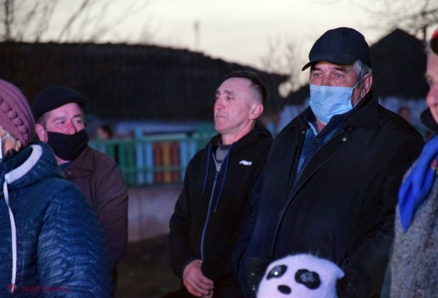 FOTO // „O nouă promisiune îndeplinită de echipa lui Ilan Șor”. Comuna Ivancea a fost complet ILUMINATĂ