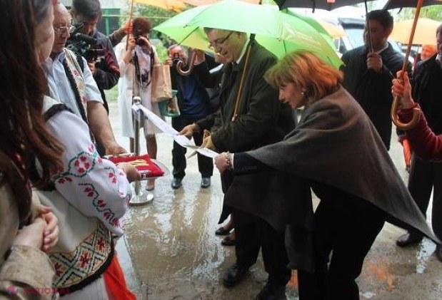 FOTO // Se vor încălzi cu PAIE! Sistem ecologic de încălzire la Taraclia