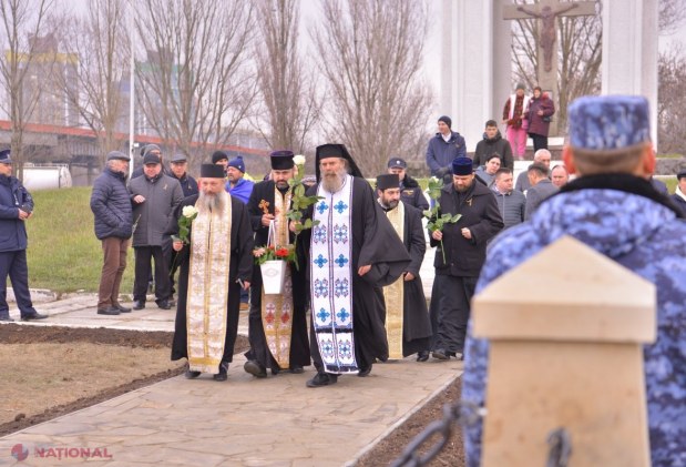 FOTO // Un monument dedicat eroilor căzuți în Primul Război Mondial, distrus de sovietici, restabilit la Rezina