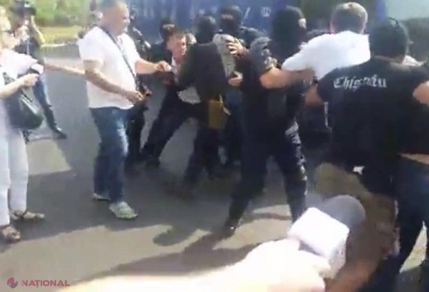 Precizările POLIȚIEI în legătură cu incidentele produse la Marșul Centenarului: „Aceste fapte sunt pasibile răspunderii contravenționale sau PENALE”