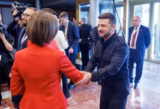 GALERIE FOTO // Maia Sandu, ținută IMPECABILĂ la summitul Comunității Politice Europene. Șefa statului a promovat interesele R. Moldova în fața celor mai puternici lideri ai Europei - cancelarul Merz, Emmanuel Macron, Keir Starmer sau Zelenski