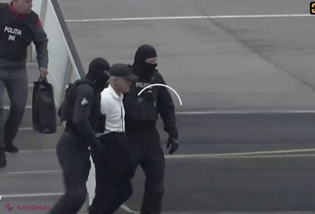VIDEO // Obișnuit cu avioane de lux, Plahotniuc a fost adus în CĂTUȘE pe Aeroportul Internațional Chișinău. PRIMELE imagini cu oligarhul fugit acum șase ani din Moldova