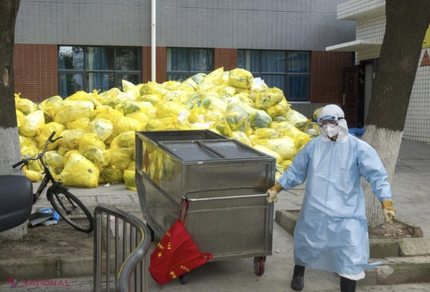 ULTIMA ORĂ // Dezastru ecologic descoperit de inspectori. Poluare cu MERCUR și zeci de metri cubi de deșeuri medicale periculoase, depozitate ilegal: „Situație de o gravitate deosebită”