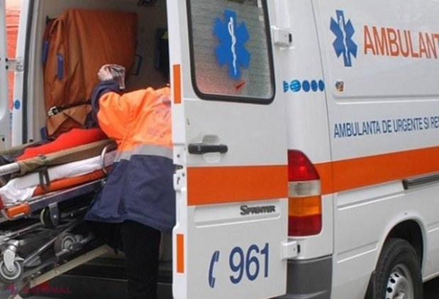 A vrut să-și ia zilele cu un cuțit de bucătărie