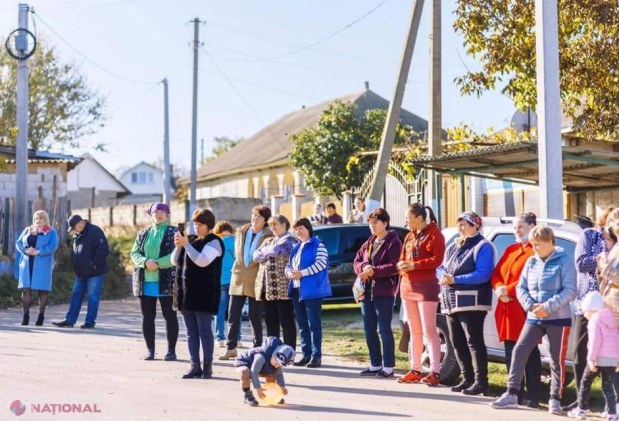 Deputata Platformei Parlamentare „Pentru Moldova”, Eleonora Graur, a amenajat un teren de joacă pentru copii