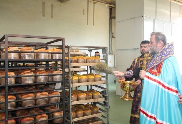 Cozonacii de la „Franzeluța”, binecuvântați de Mitropolitul Vladimir