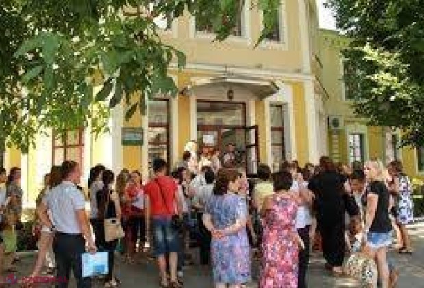 Zeci de MILIOANE de lei pentru tinerii medici care vor pleca să muncească în satele din R. Moldova