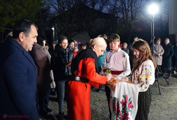 FOTO // Încă un sat din raionul Orhei a fost complet ILUMINAT de echipa Partidului „ȘOR”