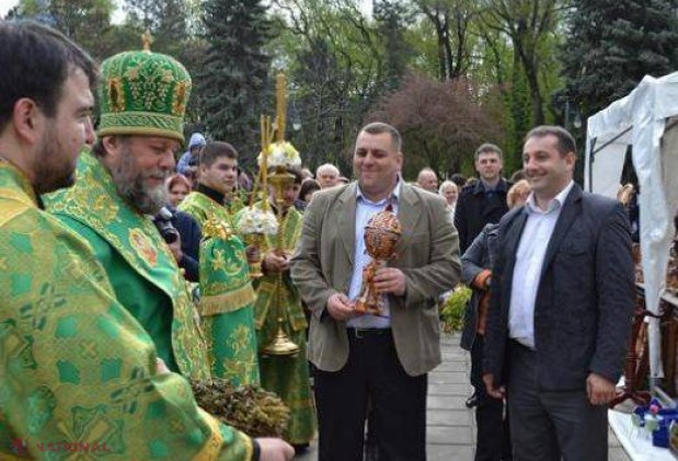 FOTO // Expoziţie de icoane realizate de deţinuţi