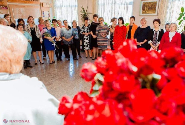 FOTO // Partidul „ȘOR” i-a felicitat pe DASCĂLII din R. Moldova de Ziua Profesorului