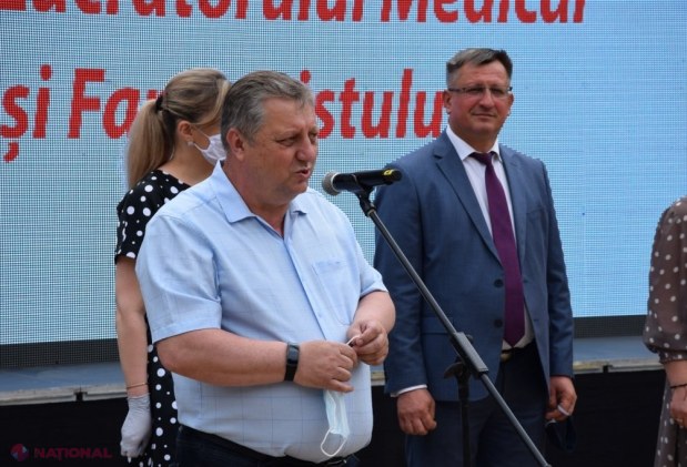 FOTO // Ilan Șor a oferit PREMII generoase lucrătorilor medicali din tot raionul Orhei de ziua lor profesională