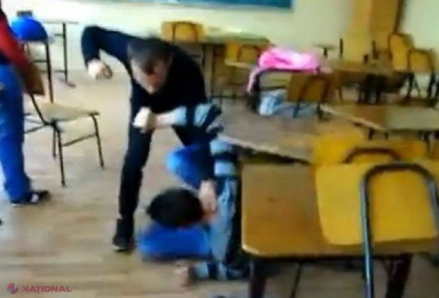 Un profesor din R. Moldova, CONDAMNAT pentru că a bătut un elev
