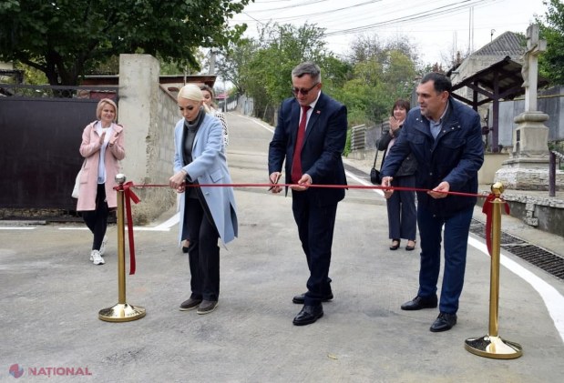 FOTO // Echipa lui Ilan Șor continuă reparațiile de amploare a drumurilor din Orhei. Alte două străzi secundare au fost renovate după 50 de ani