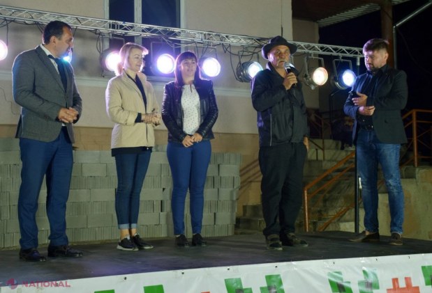FOTO // Încă o localitate din raionul Orhei, satul Vâprova, a fost iluminată: „Toată lumea știe că noi ne-am propus să facem din Orhei cel mai iluminat raion din țară”