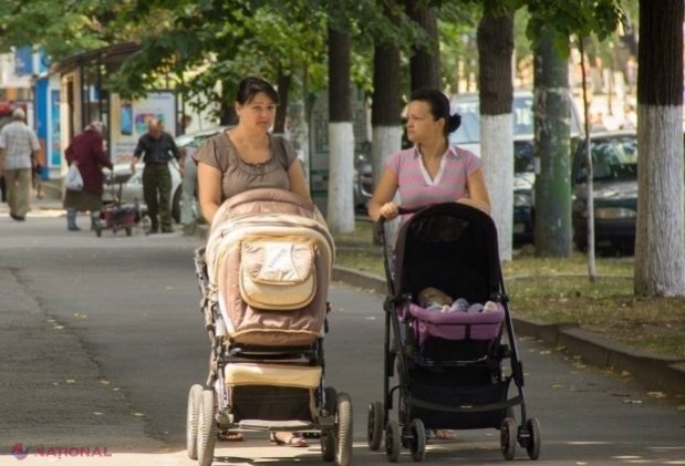 Și indemnizația, și salariul: Părinții care beneficiază de indemnizații pentru creșterea copilului și se angajează în câmpul muncii vor primi ambele retribuții din iulie 2019