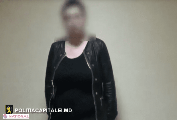 Proxenetă, reţinută în flagrant delict pe Aeroportul Internaţional Chişinău