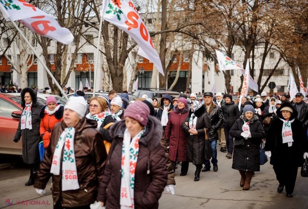 FOTO, DOC // Partidul „ȘOR” a depus actele pentru înscrierea în cursa electorală. Ilan Șor, în fața mulțimii: „Deschidem o pagină nouă în istoria politică din Moldova”
