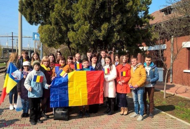 „RĂSPUNS” pentru Dodon? Activități dedicate Unirii Basarabiei cu România, în școlile din R. Moldova!