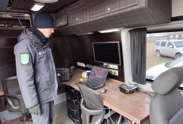 VIDEO // Poliţiștii de frontieră din R. Moldova, instruiţi cum să manevreze aparate de zbor fără pilot