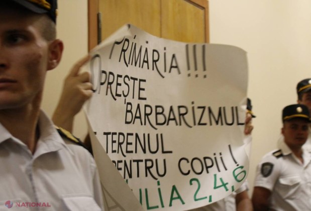 FOTO // Maia Laguta la primăria Chișinău