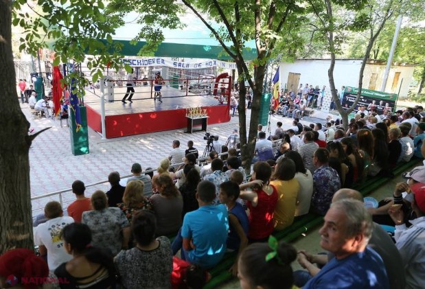 FOTO // La Hâncești a fost inaugurată o sală modernă pentru sportivii care practică boxul și K-1
