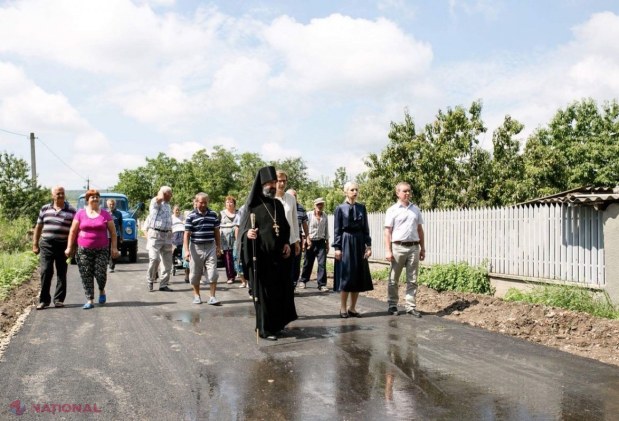 FOTO // Marina Tauber a dat startul lucrărilor de reparație a drumurilor în Jora de Sus