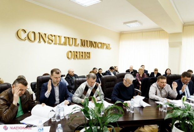 VIDEO // Ilan Șor merge în Parlament, dar spune că biroul său rămâne la Orhei: „Voi continua să port responsabilitate personală pentru Orhei”