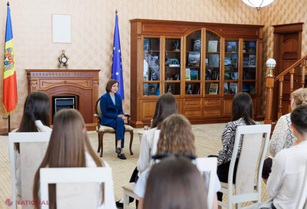 FOTO // Dansatorii de la „Hecenii”, care au făcut SENZAȚIE la ,,Românii au talent