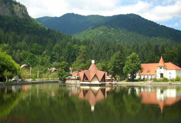DESTINAȚII pentru o vacanță relaxantă // Băile Tușnad - România, o stațiune montană cu comori naturale, este supranumită „mica Elveție”