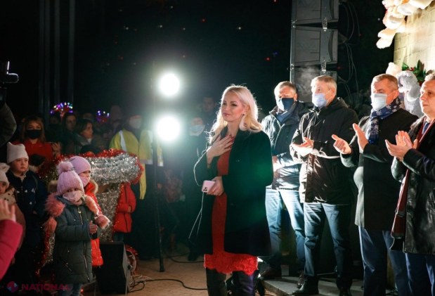 Seară de poveste la Orhei, unde s-a dat startul sărbătorilor de iarnă. Organizatorii spun că se respectă toate normele anti-COVID-19