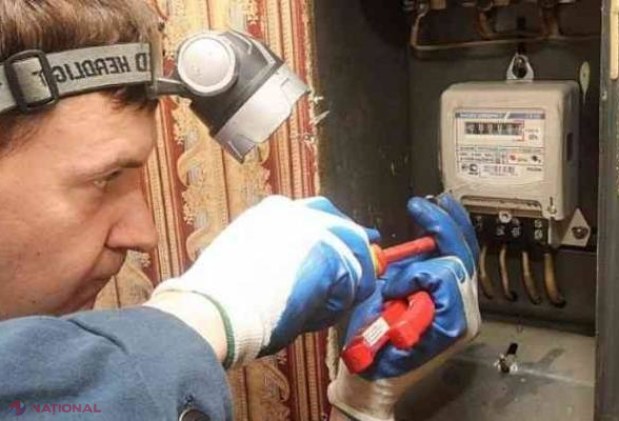 ATENȚIE, un nou tip de ESCROCHERIE. Moldovenii sunt ademeniți să cumpere un dispozitiv prin care „economisesc consumul de energie electrică”