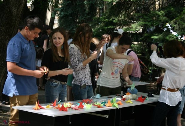 Activități pentru adulți și copii de Ziua Internațională a Familiei