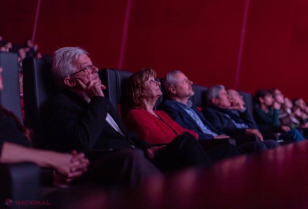 GALERIE FOTO // Proiecțiile de la „Astra Film Chișinău” au fost sold-out, iar câteva mii de oameni s-au bucurat de o adevărată sărbătoare a culturii, libertății și adevărului. Cel mai așteptata moment a fost întâlnirea cu poeta Ana Blandiana