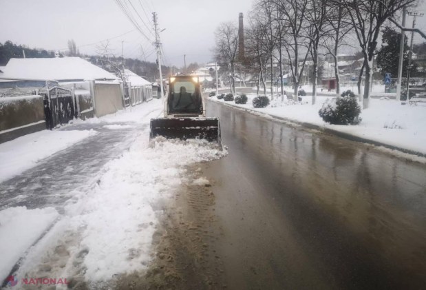 FOTO // „Orheiul, din nou este un exemplu pentru toată țara”: Autoritățile locale susțin că au MOBILIZAT toate serviciile comunale și au făcut față ninsorilor puternice