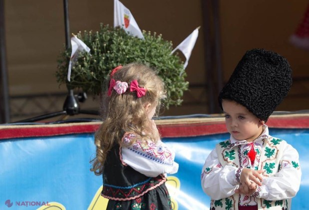 FOTO // Fiecare cu hramul său. Nicolae Timofti a mers acasă!