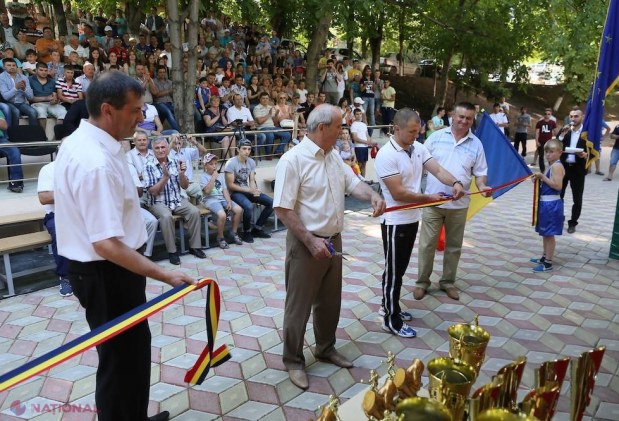 FOTO // La Hâncești a fost inaugurată o sală modernă pentru sportivii care practică boxul și K-1