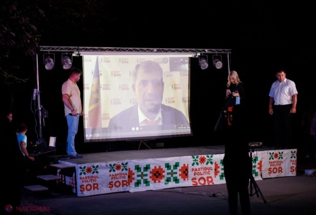 FOTO // Partidul „ȘOR” a aprins lumina pe străzile altor trei localități din sudul țării: „Acest an noi l-am dedicat LUMINII”