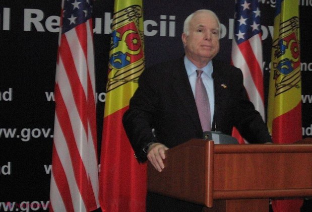 ALEGERI // Un senator SUA CONDAMNĂ comportamentul lui Putin în raport cu R. Moldova