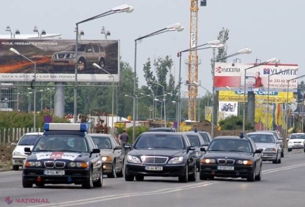 ACCIDENT în coloana prezidenţială. Maşina unui DEPUTAT s-a RĂSTURNAT. PRIMELE IMAGINI de la faţa locului