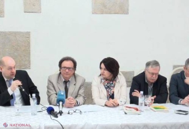 Circa 15 scriitori și traducători europeni, invitați la „Primăvara europeană a poeților”