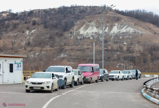 FOTO // Refugiații ucraineni, RECUNOSCĂTORI R. Moldova și Maiei Sandu pentru primirea de care au avut parte. Șefa statului a fost CUPRINSĂ de ucrainenii care s-au pomeni pe drumuri din cauza BOMBARDAMENTELOR lui Putin