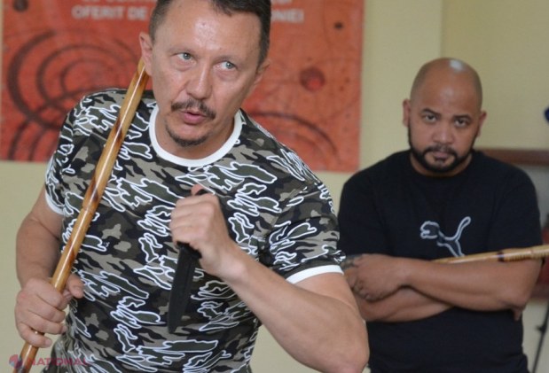 FOTO // O nouă FEDERAȚIE sportivă în R. Moldova. Organizatorii au desfășurat un seminar demonstrativ de arte marțiale filipineze, care e menit să impulsioneze dezvoltarea luptelor tradiționale filipineze