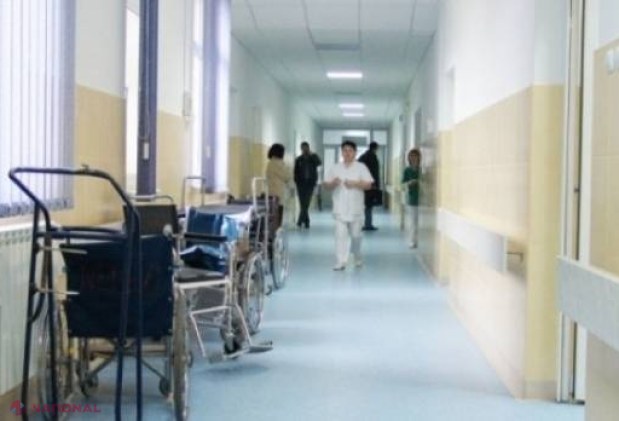 „Atențiile” oferite de pacienți medicilor, LEGALIZATE în România. Există trei condiții 