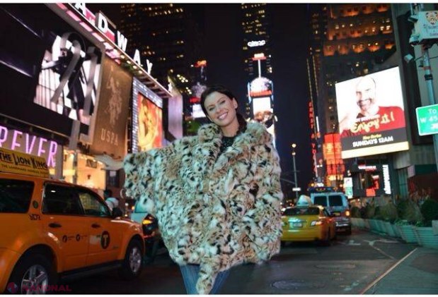 FOTO // Natalia Barbu, felicitare pentru soțul său de pe străzile New York-ului