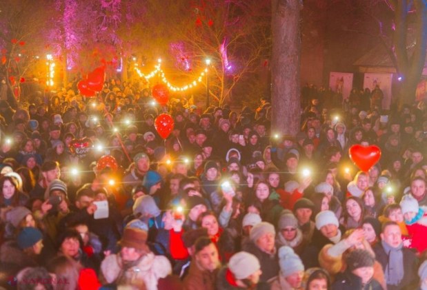 FOTO // Ziua Îndrăgostiților la Orhei: concert, LIMUZINĂ pentru îndrăgostiți și cină romantică