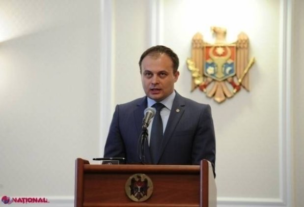 Candu a fost ales preşedinte al Parlamentului cu 59 de voturi. Un deputat a votat împotrivă. Palihovici şi Vitiuc - vicespicheri