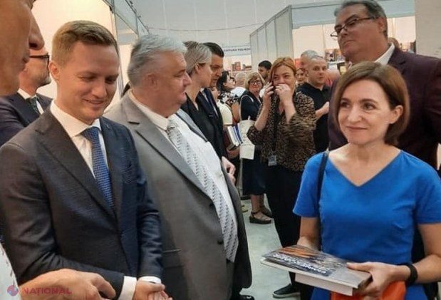 VIDEO // Bookfest Chișinău a REVENIT la Chișinău. Klaus Iohannis: „Acest salon este expresia spațului cultural și lingvistic comun”. Maia Sandu: „Apreciez această infuzie tot mai concentrată de produs cultural românesc de calitate la Chișinău”