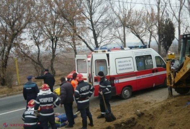 Colonița // Un tânăr a DECEDAT după ce a fost  prins într-un morman de pământ