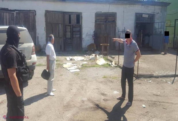 VIDEO // „Mercedes”-uri FURATE din R. Moldova, de VÂNZARE în Ucraina